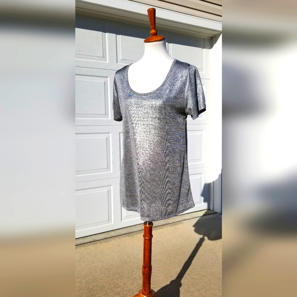 Elegant Silver Classic T